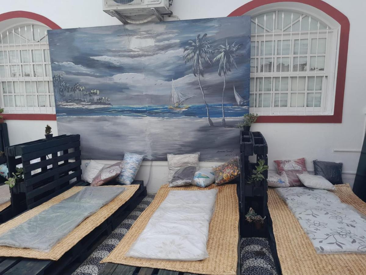 "Le Chat Qui Peche" Hostel A 150 Metros Da Praia De Pajucara Maceió Exterior foto