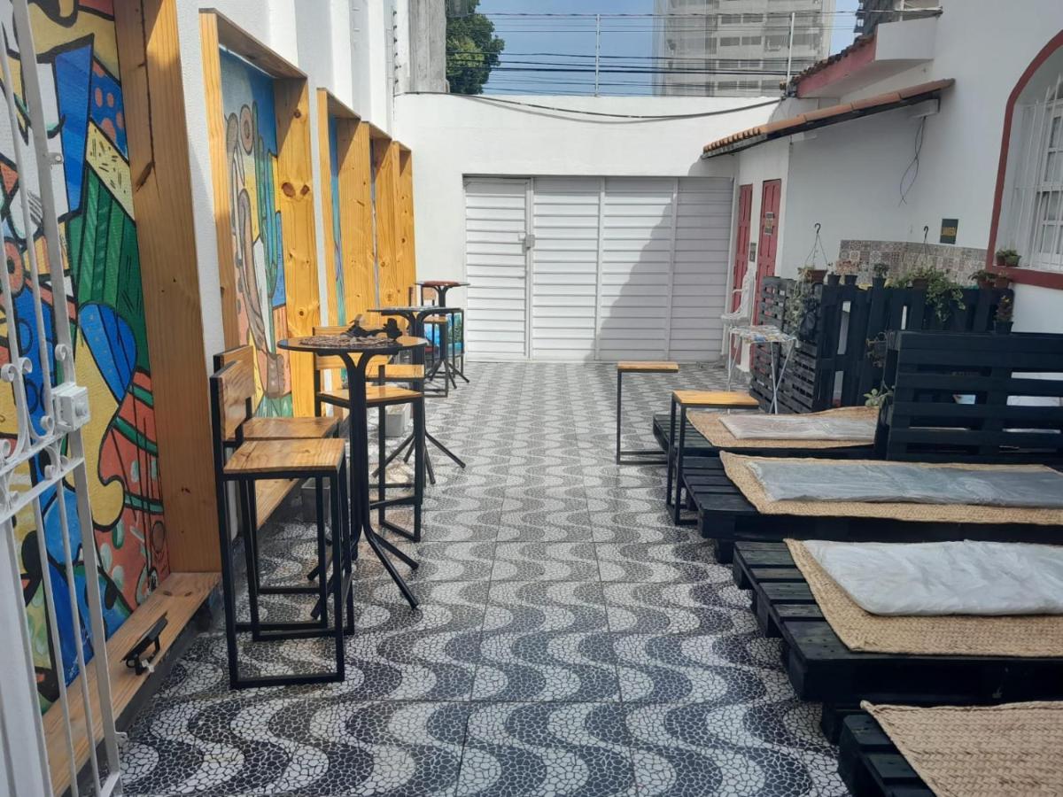 "Le Chat Qui Peche" Hostel A 150 Metros Da Praia De Pajucara Maceió Exterior foto