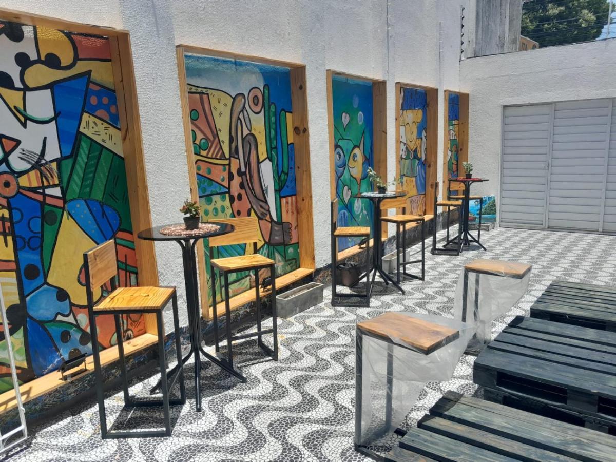 "Le Chat Qui Peche" Hostel A 150 Metros Da Praia De Pajucara Maceió Exterior foto